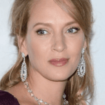 Uma Thurman usa joias Carla Amorim