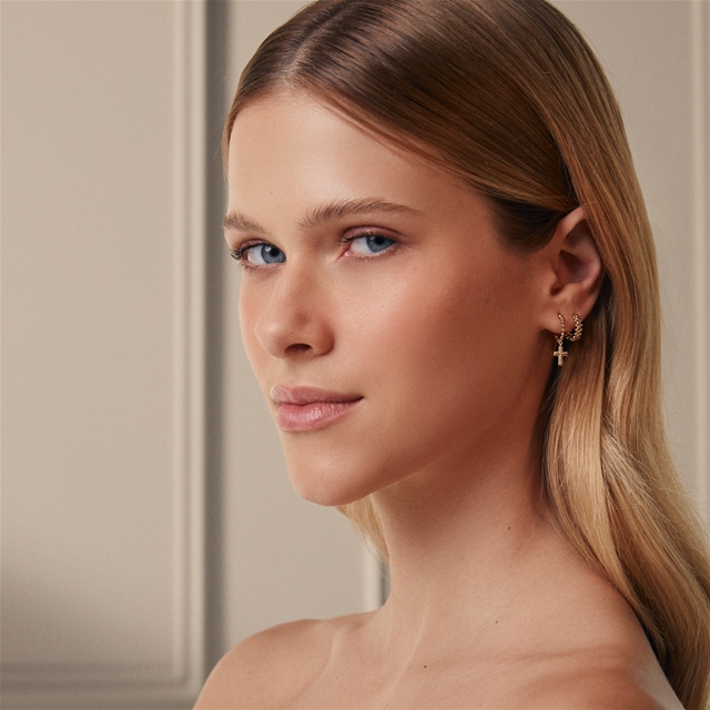 Argola Cruz Espuma Petit - Imagem 2